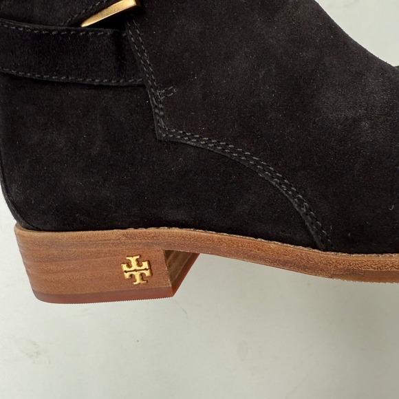 TORY BURCH New Womens 6 Brooke Black Suede Gold Pull On Ankle Booties ON1 - Picture 4 of 6